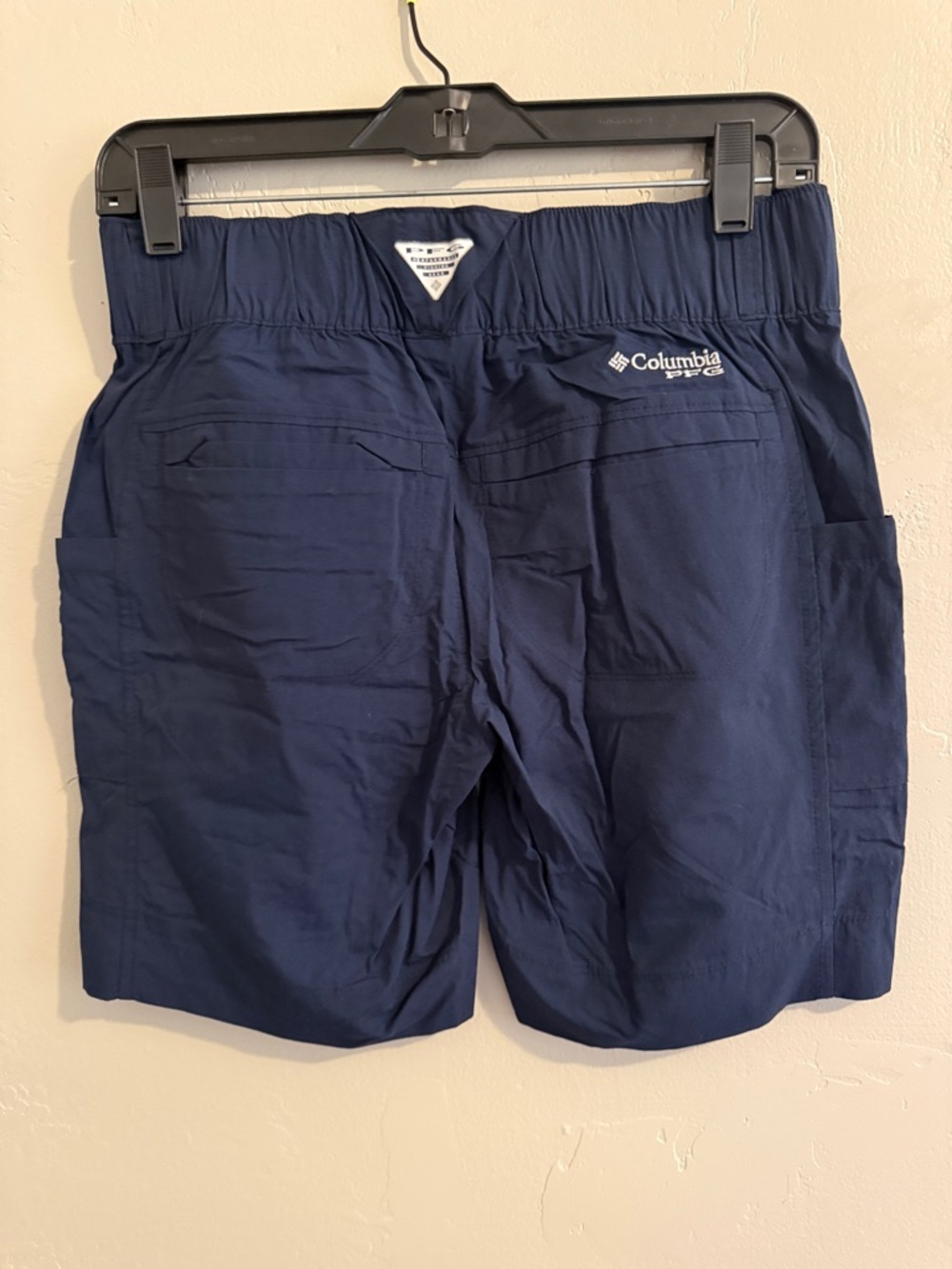 Columbia Navy Blue Performance Outdoor Cargo Shorts - Picture 7 of 11